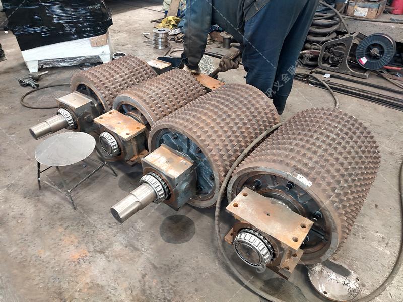 焦炭破碎粒度不达标？狼牙辊的 “齿形优化” 如何解决问题？