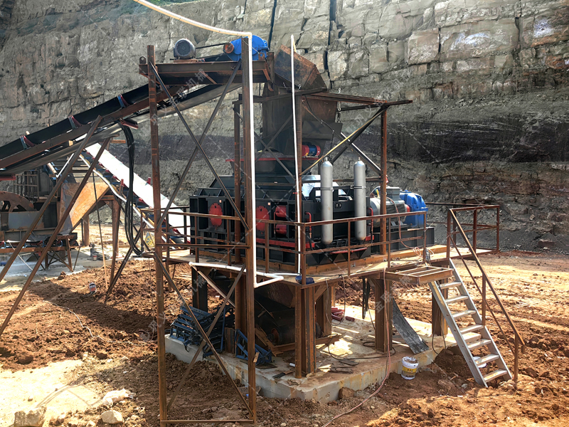 河卵石制砂生产线改造实录：液压对辊机如何替代传统锤破？